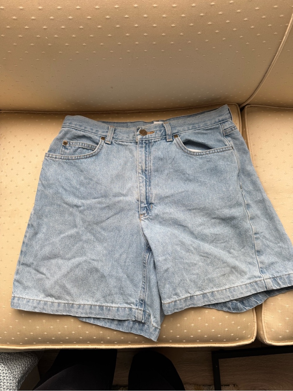 Vintage High-Rise Light Blue Denim Jean Shorts Liz Claiborne